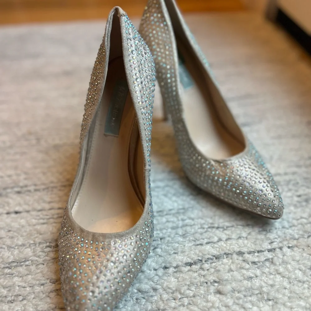 Betsey Johnson Gold Crystal Rhinestone Sparkle Stiletto Pumps Heels Sz 10 Prom⁠